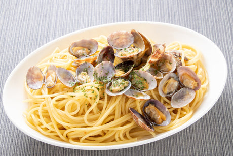Clams with Bacon and Pasta