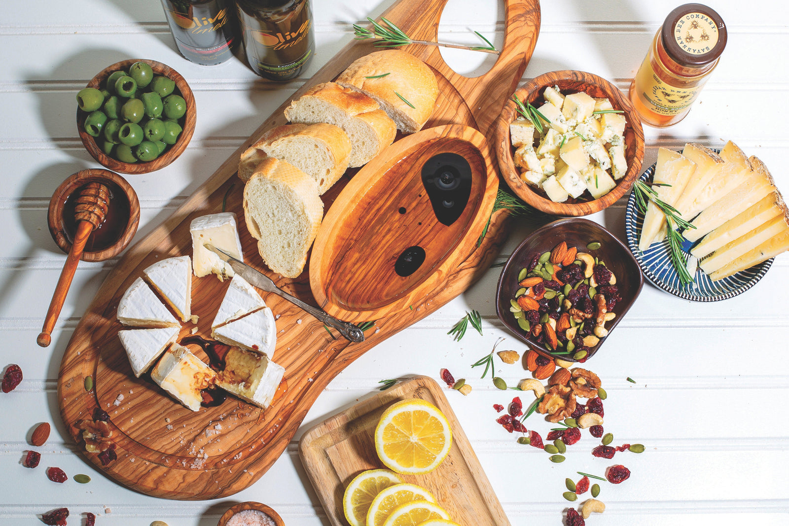 Drizzle or Cook? How to Use Olive Oil the Right Way for Every Dish