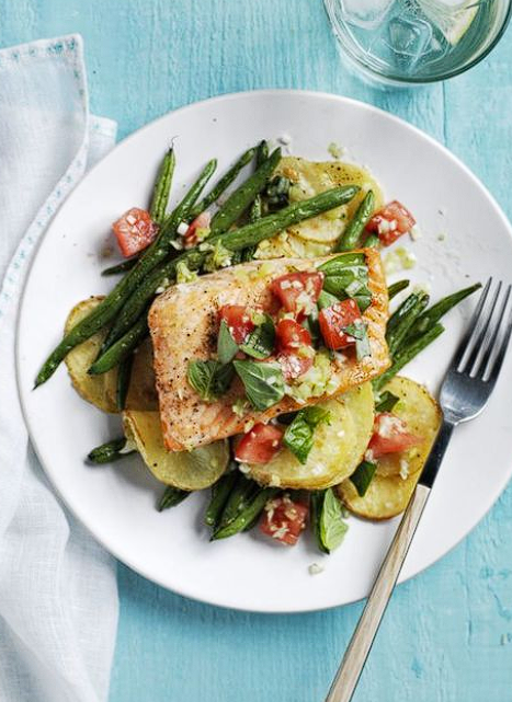 Roasted Salmon with Potatoes & Green Beans