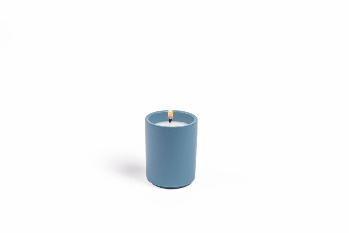 Earth & Ember 2 oz Candle: Coastal Cedarwood